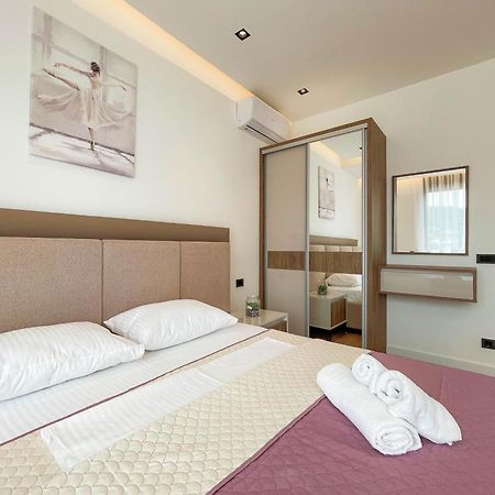B&B Lovac Hasa 2 Ulcinj Exterior foto