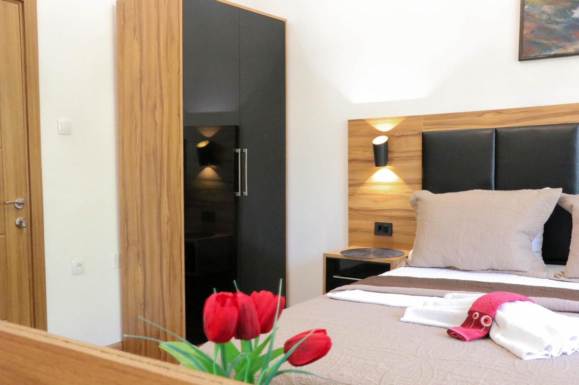 B&B Lovac Hasa 2 Ulcinj Habitación foto