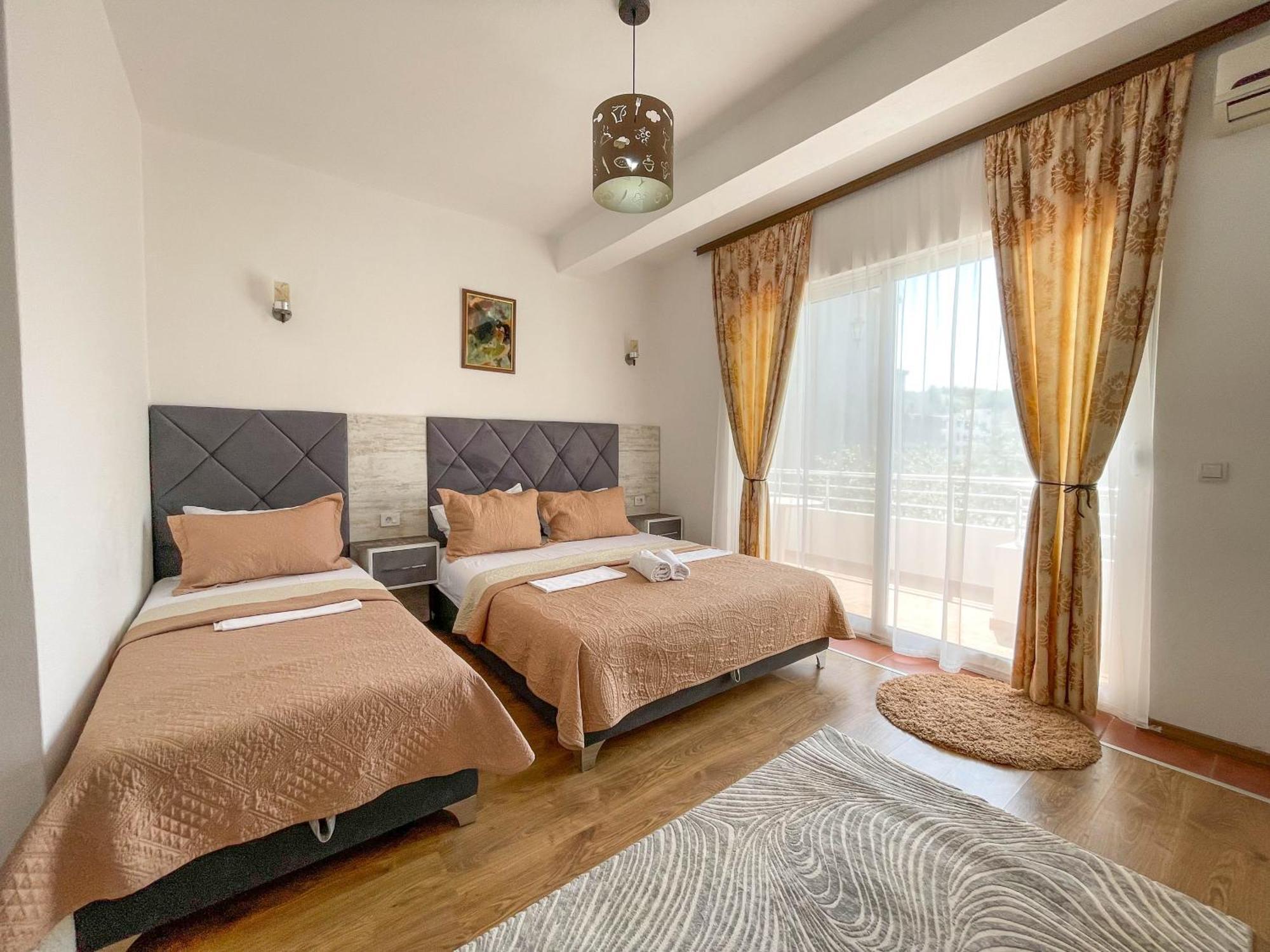 B&B Lovac Hasa 2 Ulcinj Habitación foto